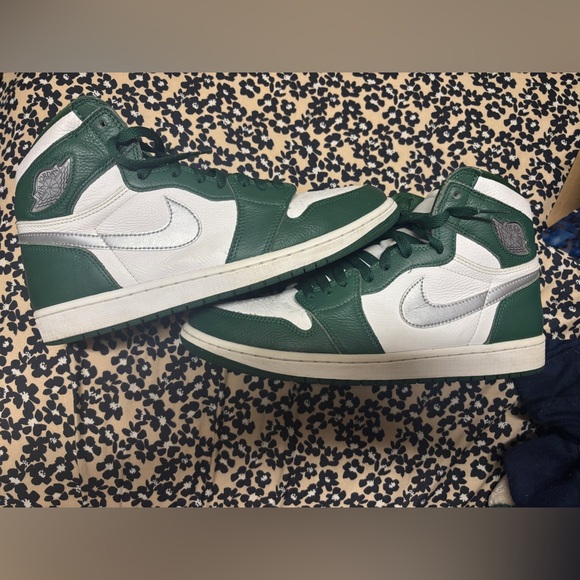 Nike Other - Jordan Air 1 Retro High OG GS Gorge Green